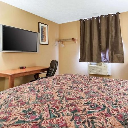 Rodeway Inn Лимон Экстерьер фото