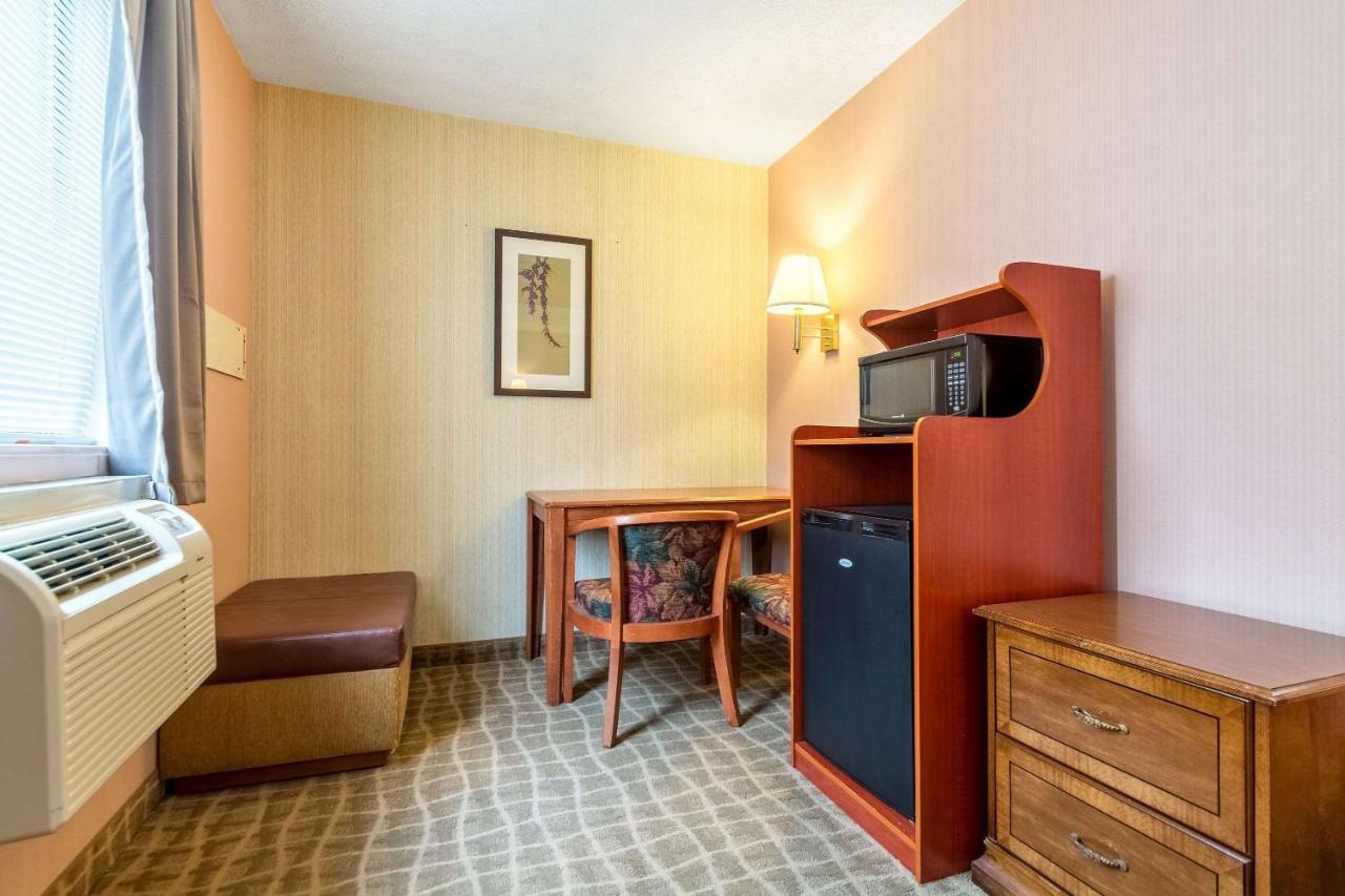 Rodeway Inn Лимон Экстерьер фото